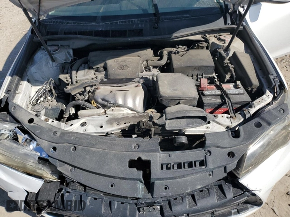 2015 Toyota Camry XLE with VIN 4T1BF1FK1FU497689, listed as a Copart auction lot 48528385 with 229,376 mi miles and Salvage Title. Bid and sale history available at carsss.com. Image 12.