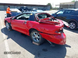 2002 Chevrolet Camaro Z28 z VIN 2G1FP22G222122347, wystawiony jako IAAI lot #42138216 z przebiegiem Nie podano mil oraz . Historia ofert i sprzedaży dostępna na DreamBid. Obrazek 3.