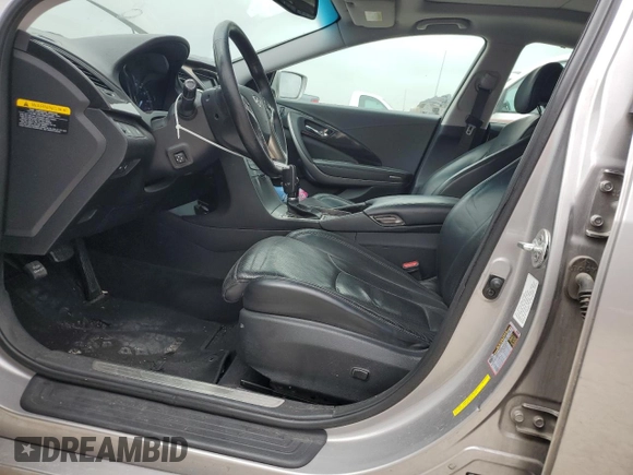 2013 Hyundai Azera with VIN KMHFH4JG5DA327155, listed as a Copart auction lot 51076905 with 228,236 mi miles and Salvage Title. Bid and sale history available at DreamBid. Image 7.