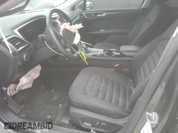 2016 Ford Fusion SE с VIN 3FA6P0T98GR368846, выставлен на аукционе Copart как лот 61030225 с пробегом 125 288 миль миль и Списание • Salvage title. История ставок и продаж доступна на DreamBid. Изображение 7.