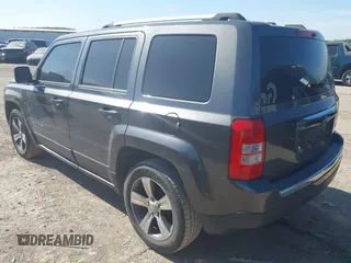 2016 Jeep Patriot Latitude with VIN 1C4NJPFA1GD526944, listed as a IAAI auction lot 42045701 with 123,364 mi miles and . Bid and sale history available at DreamBid. Image 3.