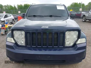 2012 Jeep Liberty Sport Latitude z VIN 1C4PJMAK3CW140726, wystawiony jako IAAI lot #42283873 z przebiegiem 165 196 mil mil oraz . Historia ofert i sprzedaży dostępna na DreamBid. Obrazek 6.