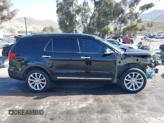 2016 Ford Explorer Limited with VIN 1FM5K8F83GGA46303, listed as a IAAI auction lot 41986126 with 137,068 mi miles. Bid and sale history available at carsss.com. Image 14.