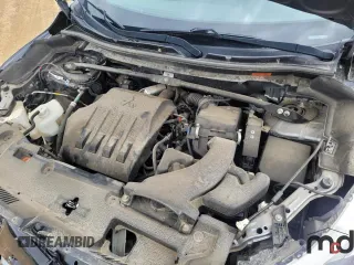 2020 Mitsubishi Eclipse Cross LE z VIN JA4AT4AA3LZ609491, wystawiony jako Copart lot #59165484 z przebiegiem 66 586 mil mil oraz Szkoda całkowita • Salvage title. Historia ofert i sprzedaży dostępna na DreamBid. Obrazek 5.