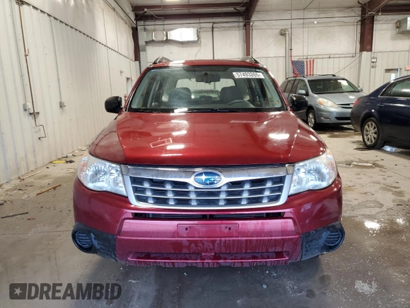 2011 Subaru Forester X z VIN JF2SHBBC5BH706553, wystawiony jako Copart lot #57493265 z przebiegiem 138 454 mil mil oraz Czysty tytuł • Clean title. Historia ofert i sprzedaży dostępna na DreamBid. Obrazek 5.