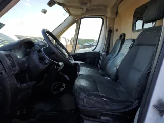 2014 Ram ProMaster Cargo Van with VIN 3C6TRVDG2EE116734, listed as a Copart auction lot 42322584 with 274,134 mi miles and Salvage Title. Bid and sale history available at carsss.com. Image 7.