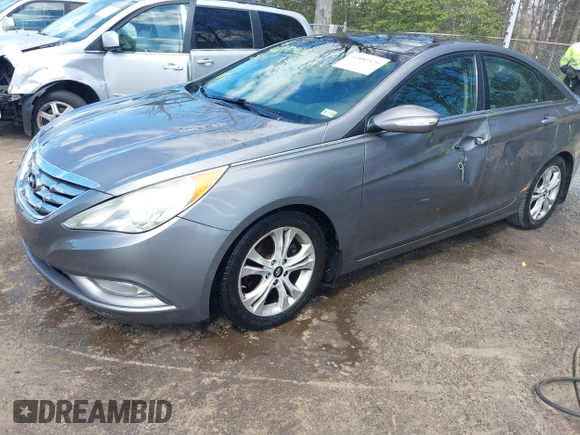 2012 Hyundai Sonata 2.4L Limited PZEV with VIN 5NPEC4ACXCH388939, listed as a IAAI auction lot 41880420 with 353,999 mi miles. Bid and sale history available at carsss.com. Image 17.