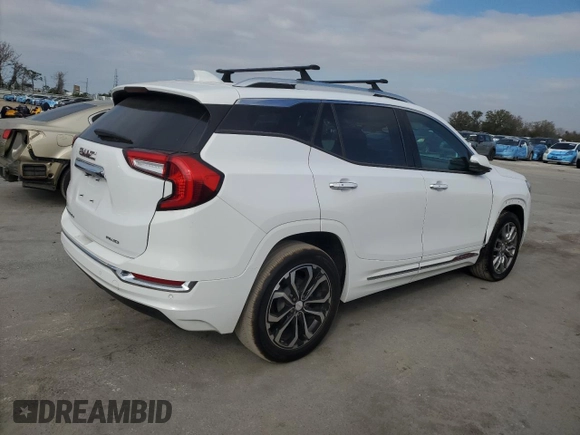 2022 GMC Terrain Denali with VIN 3GKALXEV7NL310492, listed as a Copart auction lot 46217725 with 12,081 mi miles and Clean title. Bid and sale history available at DreamBid. Image 3.
