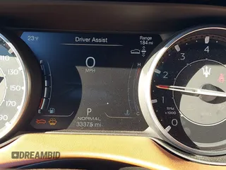 2021 Maserati Levante GranLusso with VIN ZN661XUL8MX357510, listed as a IAAI auction lot 41237857 with 33,375 mi miles. Bid and sale history available at carsss.com. Image 7.