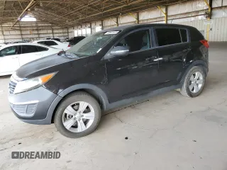 2012 Kia Sportage LX z VIN KNDPB3A21C7274524, wystawiony jako Copart lot #58663445 z przebiegiem 235 813 mil mil oraz Czysty tytuł • Clean title. Historia ofert i sprzedaży dostępna na DreamBid. Obrazek 1.