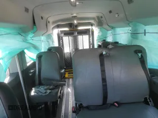 2024 Ford Transit Passenger XL с VIN 1FBAX2C88RKA07720, выставлен на аукционе Copart как лот 52321345 с пробегом 31 172 миль миль и Списание • Salvage title. История ставок и продаж доступна на DreamBid. Изображение 10.