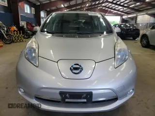 2013 Nissan LEAF SL with VIN 1N4AZ0CP3DC400566, listed as a Copart auction lot 57772115 with 68,004 mi miles and Clean title. Bid and sale history available at DreamBid. Image 5.