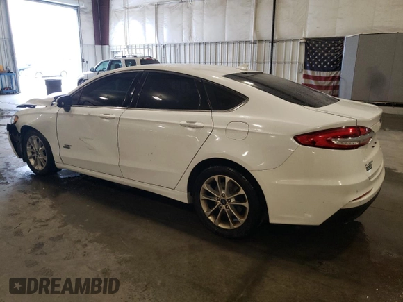 2019 Ford Fusion SE with VIN 3FA6P0HD1KR199646, listed as a Copart auction lot 51060015 with 63,305 mi miles and Salvage Title. Bid and sale history available at carsss.com. Image 2.