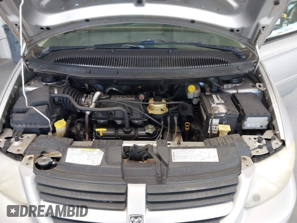 2005 Dodge Caravan SXT with VIN 2D4GP44L65R335656, listed as a IAAI auction lot 42526728 with 322,176 mi miles and . Bid and sale history available at DreamBid. Image 10.