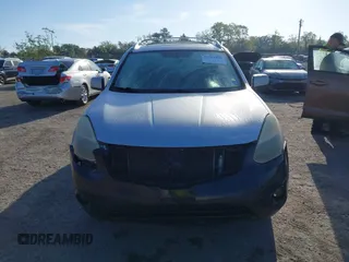 2009 Nissan Rogue SL with VIN JN8AS58T39W047497, listed as a IAAI auction lot 41792950 with 176,931 mi miles and . Bid and sale history available at DreamBid. Image 12.