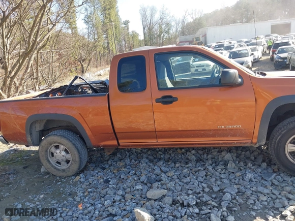 2005 Chevrolet Colorado LS Z71 with VIN 1GCDT196358154331, listed as a IAAI auction lot 41499278 with 206,215 mi miles. Bid and sale history available at carsss.com. Image 13.