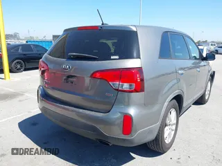 2014 Kia Sorento LX with VIN 5XYKT3A66EG489204, listed as a IAAI auction lot 41871926 with 138,566 mi miles. Bid and sale history available at carsss.com. Image 4.