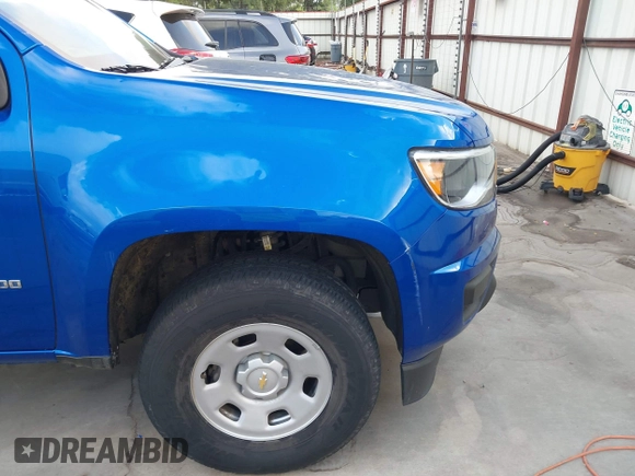 2018 Chevrolet Colorado 2WD Work Truck z VIN 1GCHSBEA8J1300911, wystawiony jako IAAI lot #42543557 z przebiegiem 73 896 mil mil oraz . Historia ofert i sprzedaży dostępna na DreamBid. Obrazek 20.