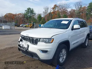 2018 Jeep Grand Cherokee Upland z VIN 1C4RJFAG6JC422101, wystawiony jako IAAI lot #40700021 z przebiegiem 62 299 mil mil oraz . Historia ofert i sprzedaży dostępna na DreamBid. Obrazek 12.
