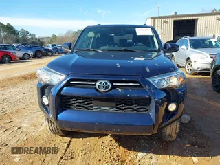 2020 Toyota 4Runner SR5 with VIN JTEBU5JR8L5777990, listed as a IAAI auction lot 41582185 with 37,862 mi miles and . Bid and sale history available at DreamBid. Image 12.