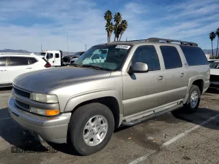 2002 Chevrolet Suburban Z71 with VIN 3GNFK16T02G237847, listed as a Copart auction lot 85391084 with 277,509 mi miles and Clean Title. Bid and sale history available at carsss.com. Image 1.