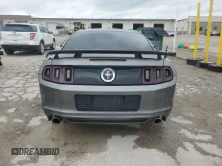 2014 Ford Mustang V6 z VIN 1ZVBP8AM4E5280646, wystawiony jako Copart lot #57615295 z przebiegiem 112 968 mil mil oraz Szkoda całkowita • Salvage title. Historia ofert i sprzedaży dostępna na DreamBid. Obrazek 6.