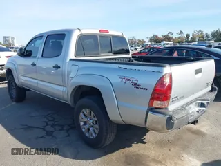 2008 Toyota Tacoma PreRunner with VIN 5TEJU62N38Z487744, listed as a IAAI auction lot 41828502 with 258,537 mi miles. Bid and sale history available at carsss.com. Image 3.