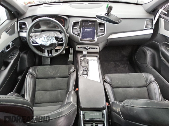 2017 Volvo XC90 R-Design with VIN YV4A22PM8H1145518, listed as a Copart auction lot 81578964 with 68,534 mi miles and Clean Title. Bid and sale history available at carsss.com. Image 8.
