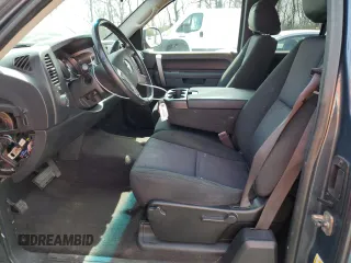 2010 Chevrolet Silverado 1500 LT with VIN 1GCSCSE01AZ106636, listed as a Copart auction lot 50235315 with 80,649 mi miles and Salvage Title. Bid and sale history available at DreamBid. Image 7.