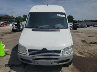 2006 Freightliner Sprinter z VIN WDYPD744965964511, wystawiony jako Copart lot #57107925 z przebiegiem 313 895 mil mil oraz Tytuł czysty. Historia ofert i sprzedaży dostępna na DreamBid. Obrazek 5.