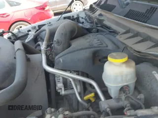 2017 Ram 1500 Big Horn z VIN 1C6RR6LT8HS791584, wystawiony jako IAAI lot #42512664 z przebiegiem 145 500 mil mil oraz . Historia ofert i sprzedaży dostępna na DreamBid. Obrazek 19.