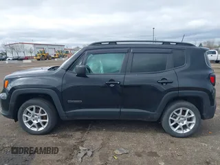 2022 Jeep Renegade Latitude with VIN ZACNJDB15NPN64189, listed as a IAAI auction lot 41909748 with 34,956 mi miles and . Bid and sale history available at DreamBid. Image 14.