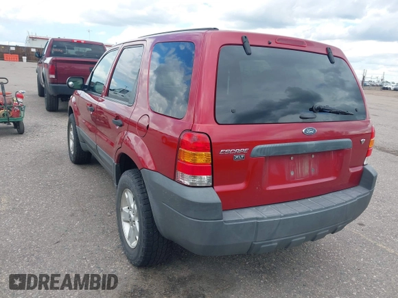 2005 Ford Escape XLT с VIN 1FMCU93185KB25796, выставлен на аукционе IAAI как лот 42374603 с пробегом 248 276 миль миль и . История ставок и продаж доступна на DreamBid. Изображение 3.