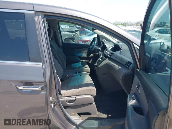 2012 Honda Odyssey EX with VIN 5FNRL5H41CB011940, listed as a IAAI auction lot 42033966 with 182,996 mi miles and . Bid and sale history available at DreamBid. Image 5.