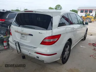 2011 Mercedes-Benz R 350 с VIN 4JGCB6FEXBA113685, выставлен на аукционе IAAI как лот 42437813 с пробегом 90 653 миль миль и . История ставок и продаж доступна на DreamBid. Изображение 4.