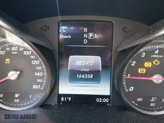 2015 Mercedes-Benz C-Class C 300 with VIN 55SWF4JB2FU089272, listed as a IAAI auction lot 42025646 with 164,358 mi miles. Bid and sale history available at carsss.com. Image 15.