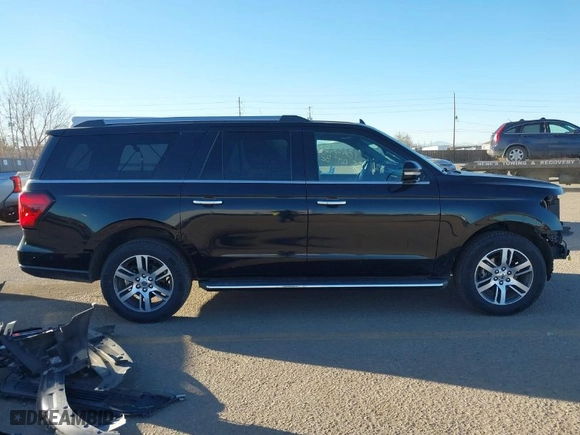 2023 Ford Expedition Max Limited with VIN 1FMJK1K87PEA03414, listed as a IAAI auction lot 41359615 with NaN miles. Bid and sale history available at carsss.com. Image 14.