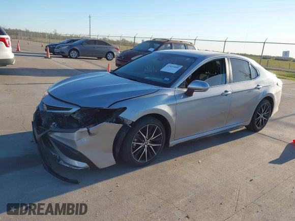 2021 Toyota Camry SE Nightshade with VIN 4T1T11AK3MU431765, listed as a IAAI auction lot 41835850 with 69,295 mi miles and . Bid and sale history available at carsss.com. Image 17.