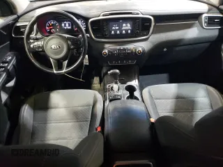 2018 Kia Sorento LX with VIN 5XYPG4A39JG375908, listed as a Copart auction lot 87846975 with 140,214 mi miles and Clean Title. Bid and sale history available at carsss.com. Image 8.