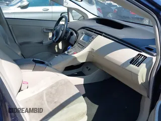2012 Toyota Prius One z VIN JTDKN3DU8C1515819, wystawiony jako IAAI lot #42472265 z przebiegiem Nie podano mil oraz . Historia ofert i sprzedaży dostępna na DreamBid. Obrazek 5.