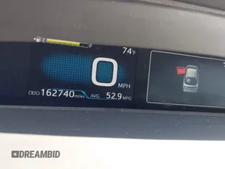2016 Toyota Prius Two z VIN JTDKBRFU8G3007885, wystawiony jako IAAI lot #41980383 z przebiegiem 162 740 mil mil oraz . Historia ofert i sprzedaży dostępna na DreamBid. Obrazek 16.