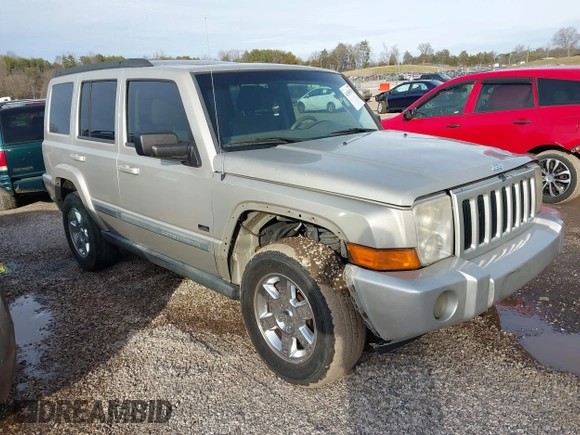 2007 Jeep Commander Sport с VIN 1J8HH48PX7C673318, выставлен на аукционе IAAI как лот 41585570 с пробегом 188 977 миль миль и . История ставок и продаж доступна на DreamBid. Изображение 1.