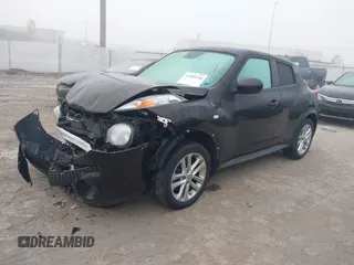 2014 Nissan Juke S with VIN JN8AF5MV1ET361155, listed as a IAAI auction lot 41486346 with 106,397 mi miles. Bid and sale history available at carsss.com. Image 2.