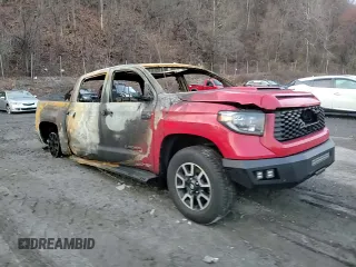 2014 Toyota Tundra Limited z VIN 5TFHY5F13EX352044, wystawiony jako Copart lot #81913994 z przebiegiem Nie podano mil oraz Szkoda całkowita • Salvage title. Historia ofert i sprzedaży dostępna na DreamBid. Obrazek 10.
