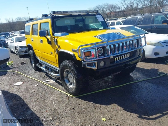 2005 Hummer H2 SUV with VIN 5GRGN23U35H102880, listed as a IAAI auction lot 41654681 with 1 mi miles. Bid and sale history available at carsss.com. Image 1.