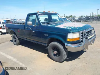 1994 Ford F-250 with VIN 2FTHF26H5RCA74997, listed as a IAAI auction lot 42270174 with 184,970 mi miles and . Bid and sale history available at DreamBid. Image 1.