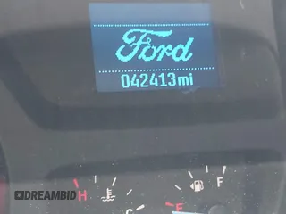 2019 Ford Transit z VIN 1FTYR1YM7KKB20309, wystawiony jako IAAI lot #42604821 z przebiegiem 42 413 mil mil oraz . Historia ofert i sprzedaży dostępna na DreamBid. Obrazek 16.