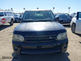 2013 Land Rover Range Rover Sport HSE LUX with VIN SALSK2D43DA761190, listed as a IAAI auction lot 41621909 with 122,407 mi miles. Bid and sale history available at carsss.com. Image 12.
