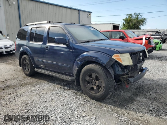 2006 Nissan Pathfinder SE z VIN 5N1AR18U76C632049, wystawiony jako Copart lot #60133885 z przebiegiem 190 092 mil mil oraz Szkoda całkowita • Salvage title. Historia ofert i sprzedaży dostępna na DreamBid. Obrazek 4.