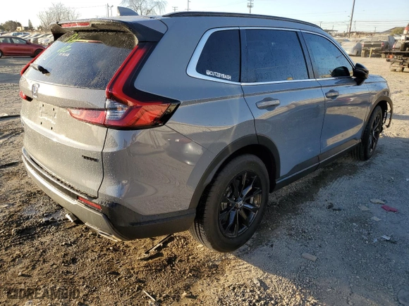 2025 Honda CR-V Hybrid Sport with VIN 7FARS5H50SE001138, listed as a Copart auction lot 42432975 with 6,311 mi miles and Salvage Title. Bid and sale history available at carsss.com. Image 3.
